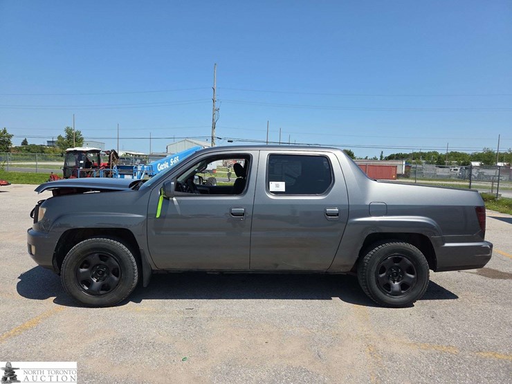 2010-honda-ridgeline-image-8