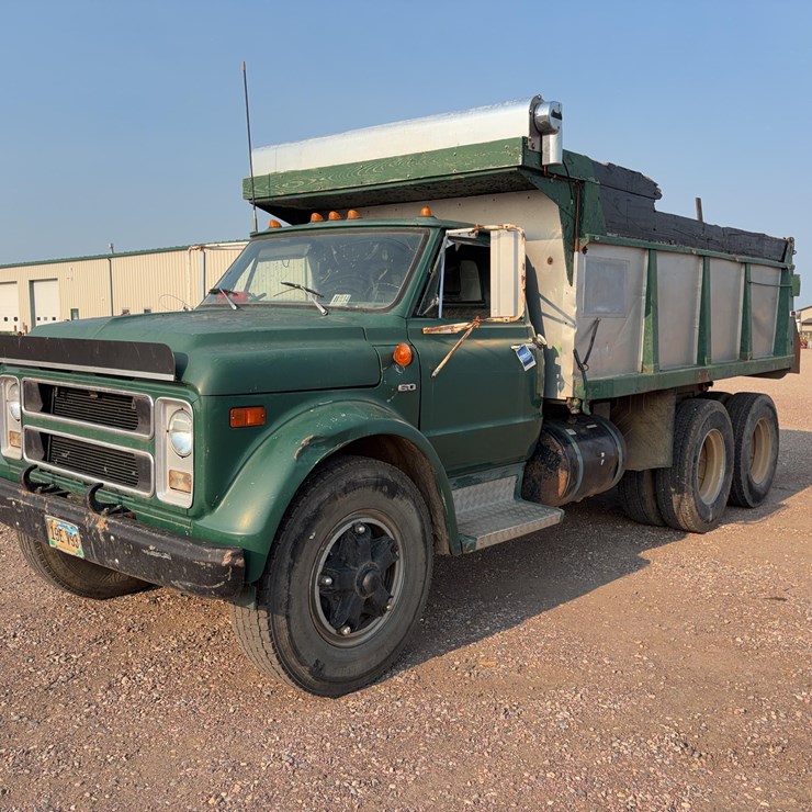 1971 CHEVROLET C60