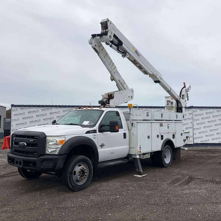 2012 FORD F550