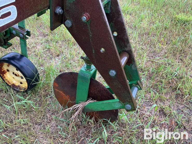john-deere-825-image-13