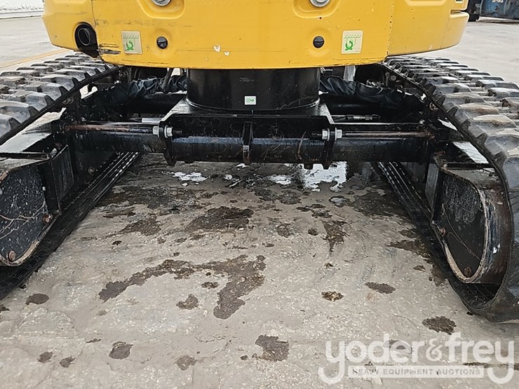 2023-caterpillar-302.7cr-image-28