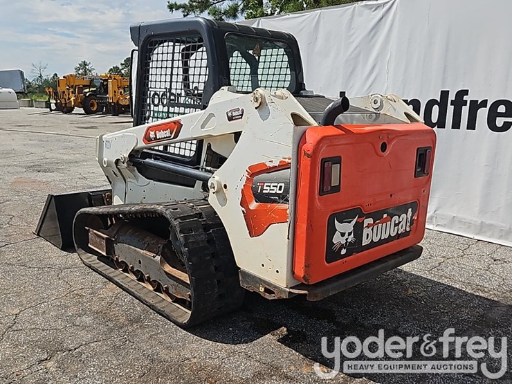 2023-bobcat-t550-image-3