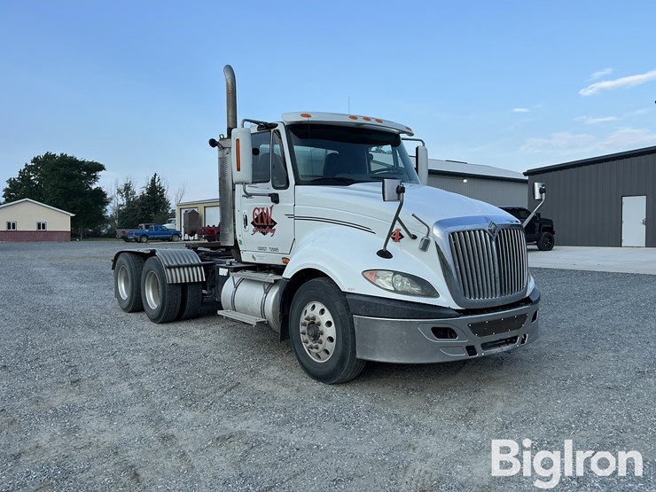 2009-international-prostar-image-3