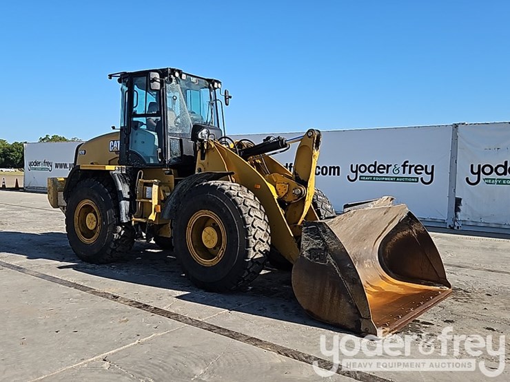 2023-caterpillar-920-image-7