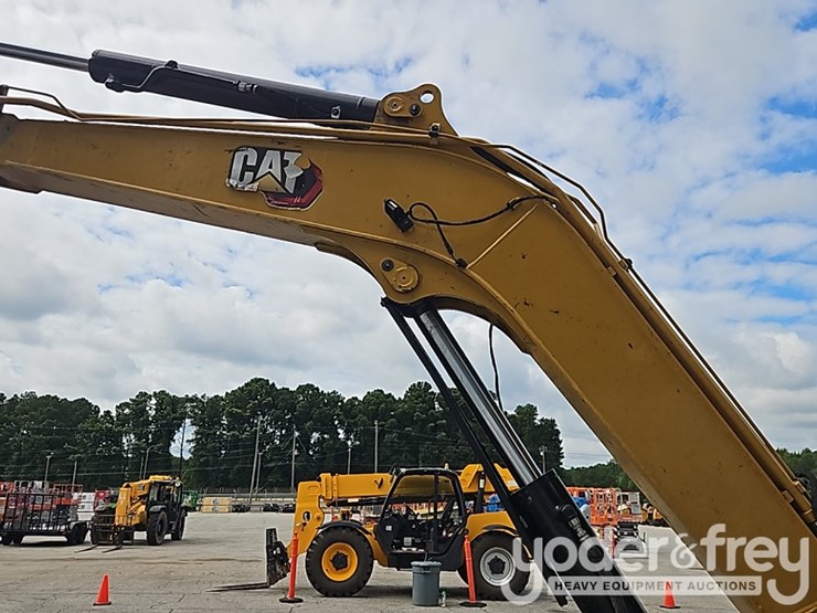 2023-caterpillar-306-cr-image-25