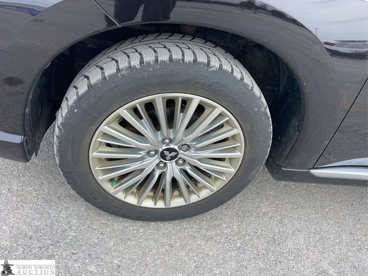 2019-mitsubishi-outlander-image-24
