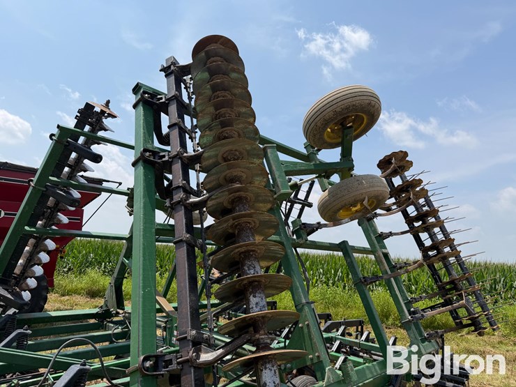 john-deere-724-image-12