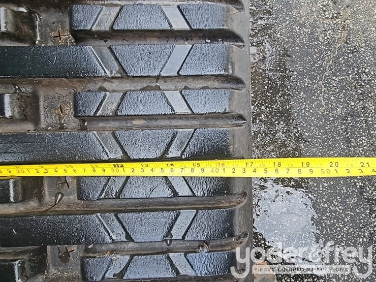 2023-caterpillar-279d3-image-13