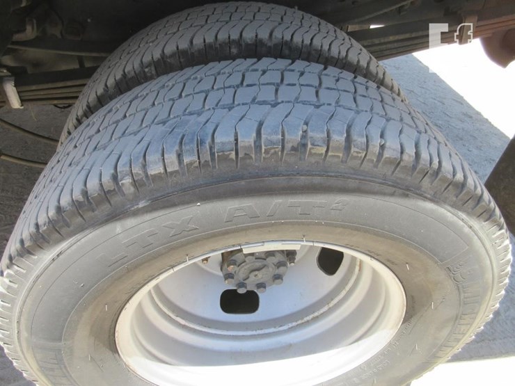 2019-ford-f350-xl-image-17