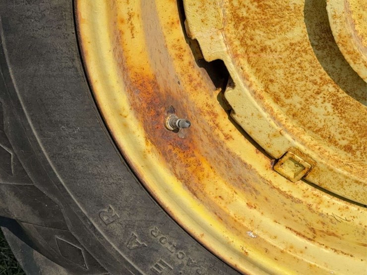 massey-ferguson-44-image-31