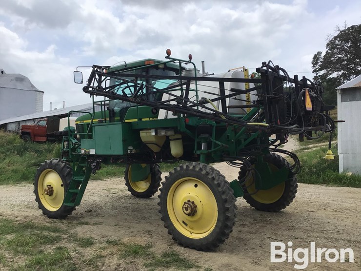 john-deere-4700-image-7
