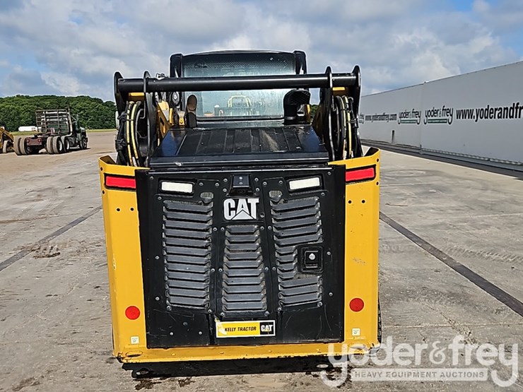 2025-caterpillar-255-image-22