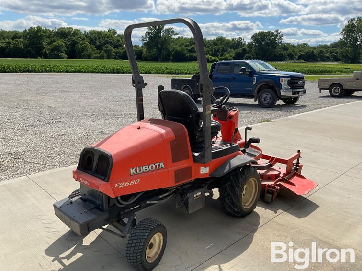2010-kubota-f2680e-image-5