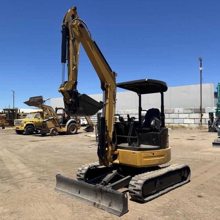 2017 CATERPILLAR 304E2 CR