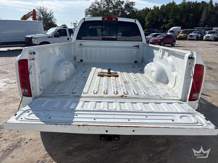 2003-dodge-ram-3500-image-27