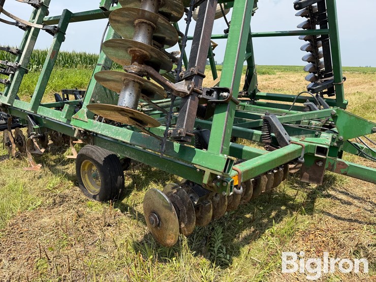 john-deere-724-image-17