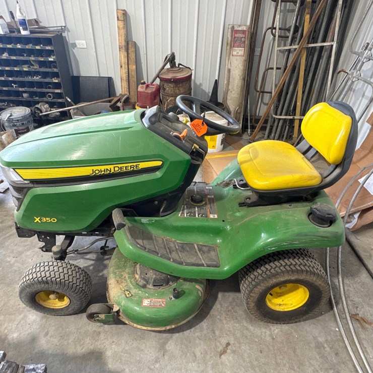 JOHN DEERE X350