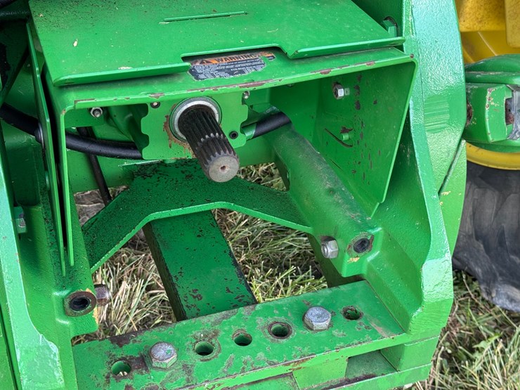 john-deere-8285r-image-20