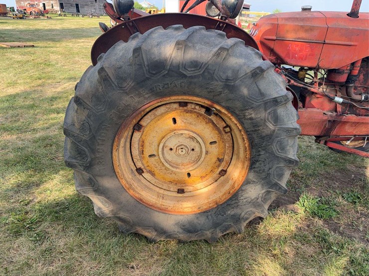 massey-ferguson-44-image-30