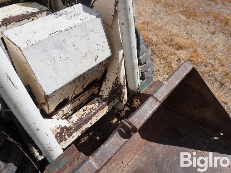 bobcat-m371-image-18