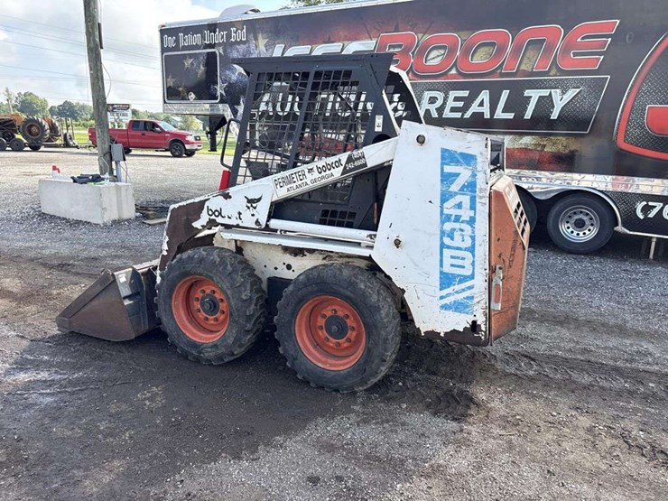 bobcat-743b-image-2