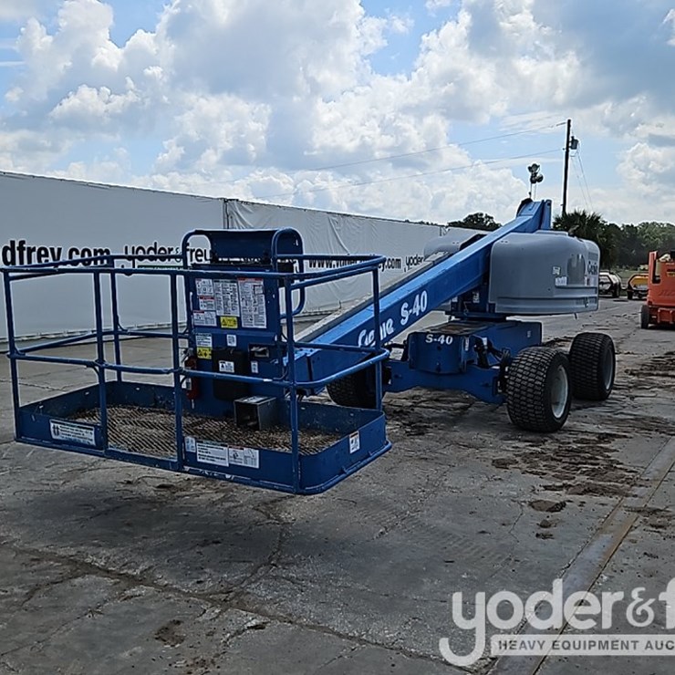 2015 GENIE S40