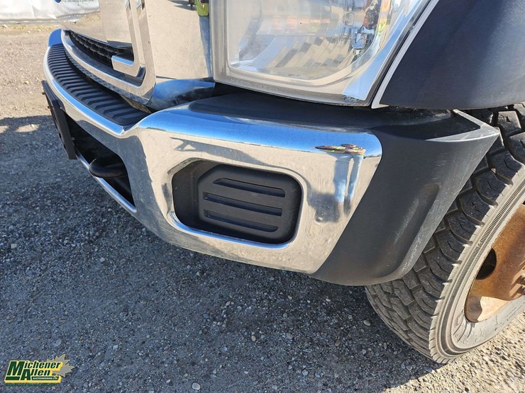 2013-ford-f550-image-41