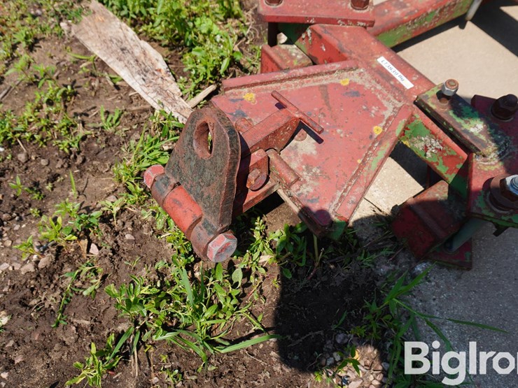 anhydrous-hitch-&-3-pt-hitch-image-13