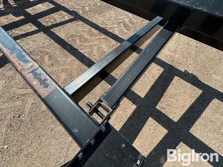 fw-mfg-32f-32'-t/a-header-trailer-image-13