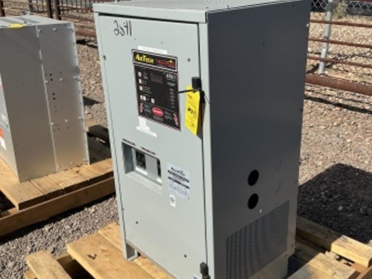 ad-tech-battery-charger-/-rectifier-image-1