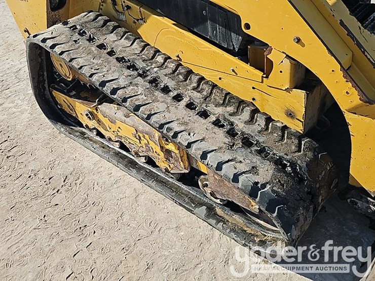 2019-caterpillar-299d2-image-11