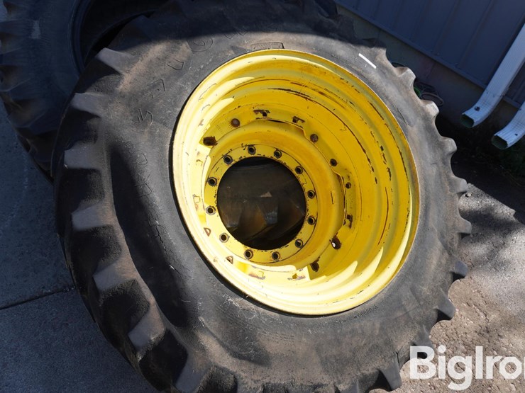 john-deere-16-image-10