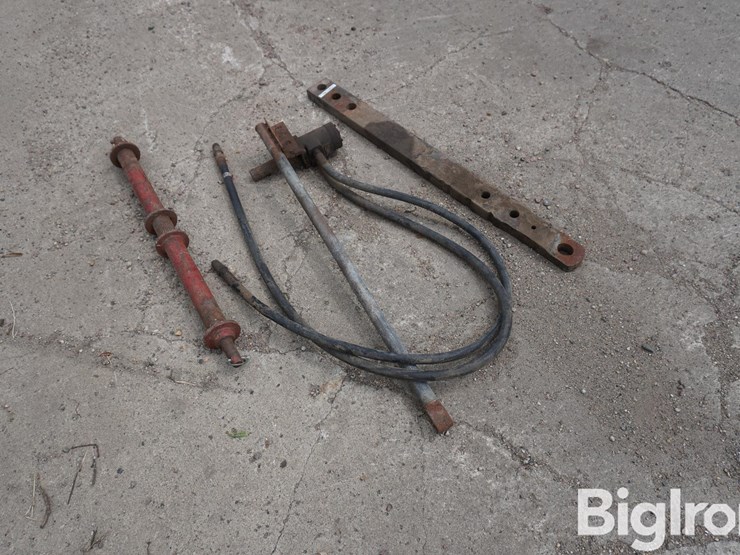 white-4-150-drawbar,-spreader-bar-&-orbit-motor-image-7