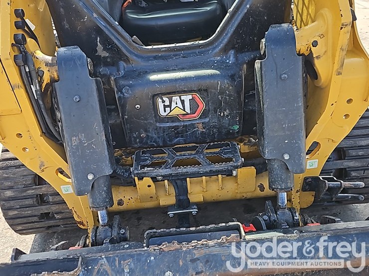 2025-caterpillar-255-image-14