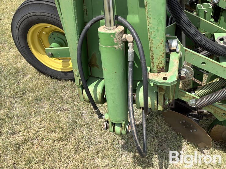 john-deere-2-image-10