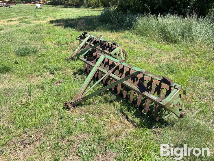 john-deere-7-image-1