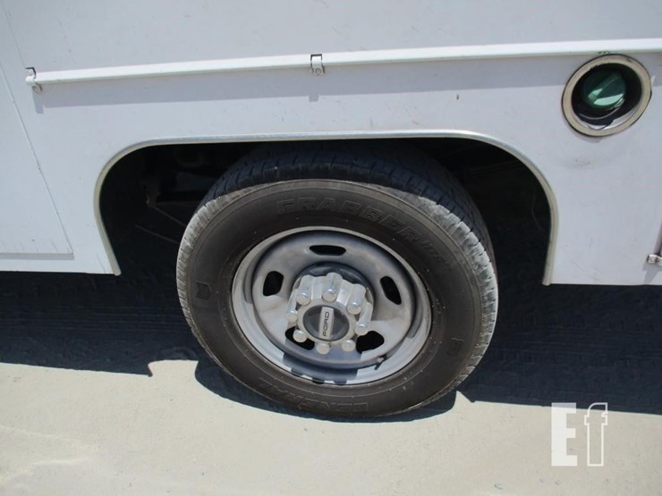 2018-ford-f350-image-17
