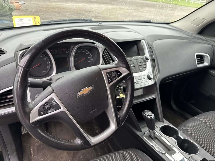 2016-chevrolet-equinox-image-12