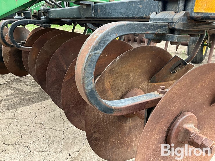 john-deere-510-image-17