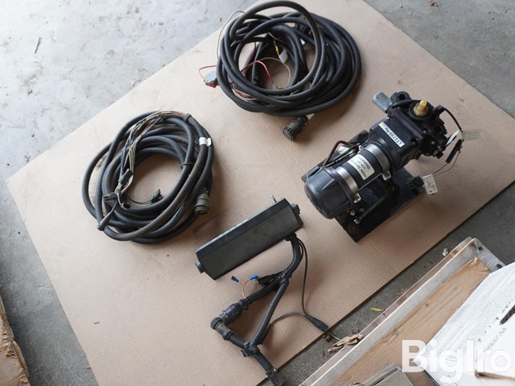 raven-sidekick-w/monitor-drive-image-3