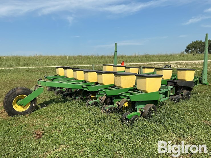 john-deere-7000-image-5