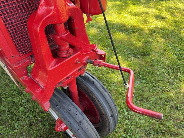 1938-farmall-f-14-(9th-f-14-built)-image-13