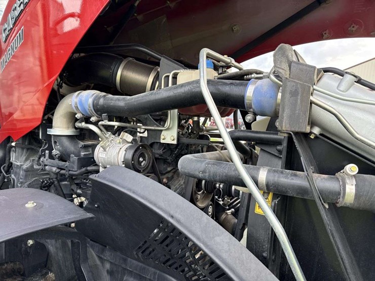 2024-case-ih-340-image-11