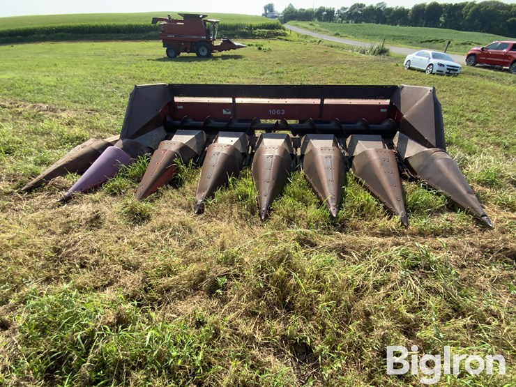 case-ih-1063-image-2