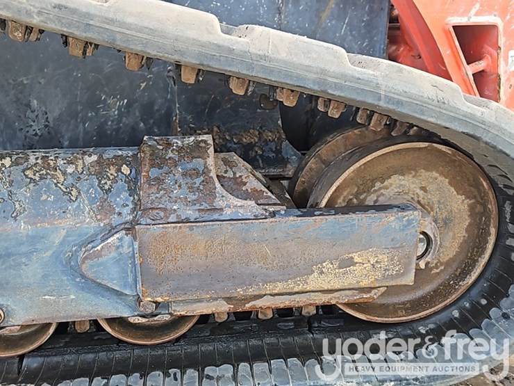 2023-kubota-svl97-2-image-10