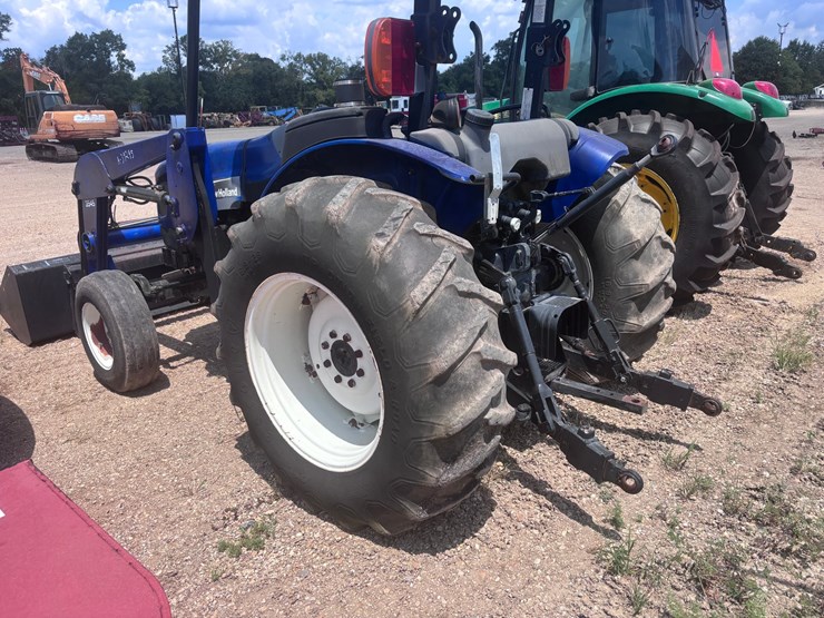 new-holland-tn60a-image-4