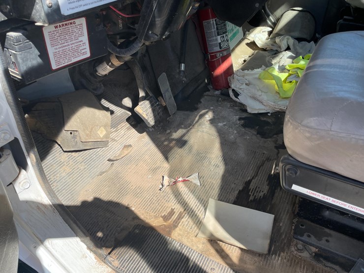 2005-vactor-2100-image-55