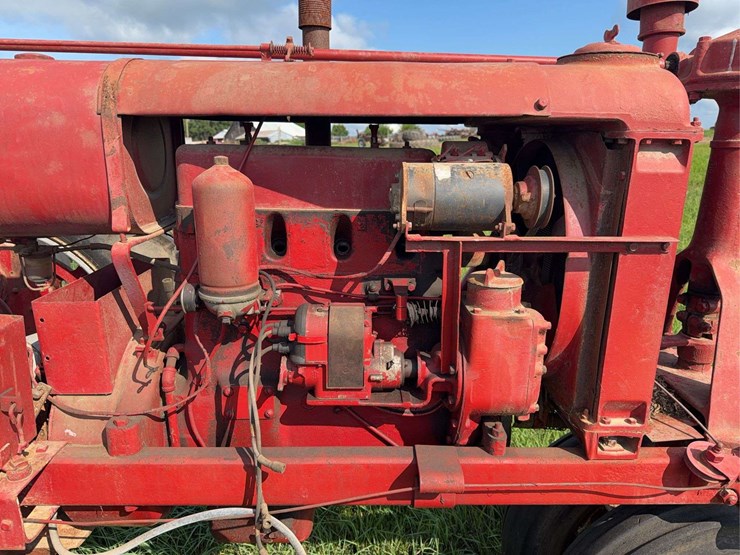 farmall-f-20-image-18