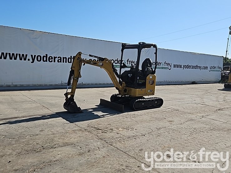 2023-caterpillar-301.7cr-image-2