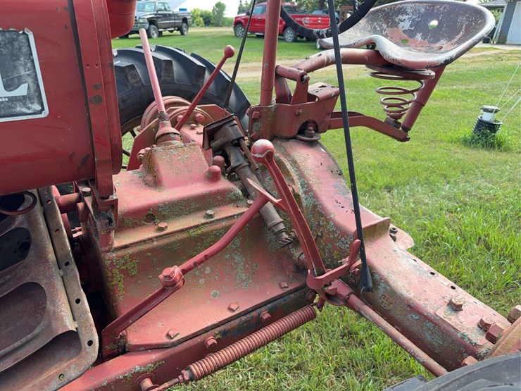 farmall-f-30-image-44
